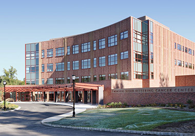 美国妇科肿瘤NO.1的医院治疗子宫内膜癌患者